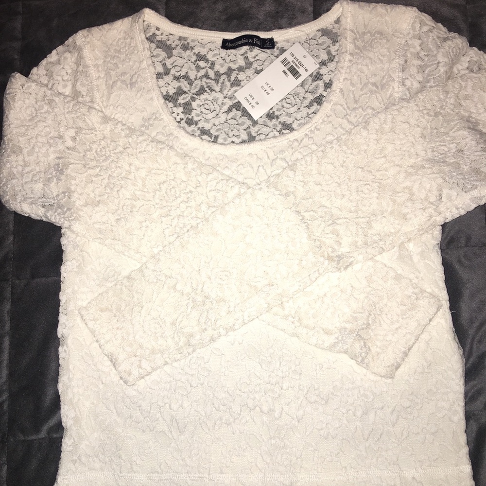 A&F Lace Top 💕